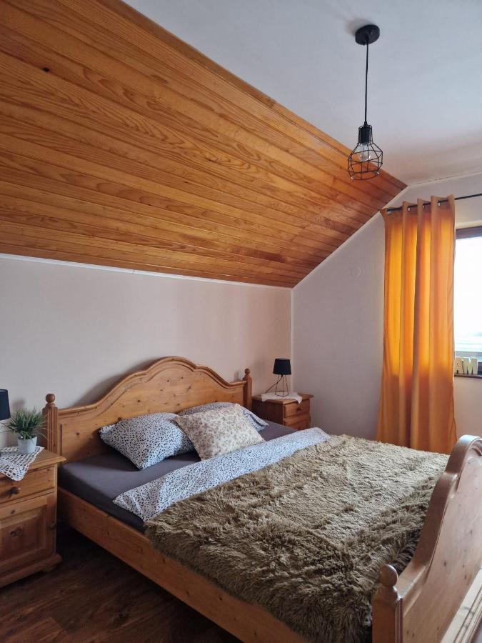 Villa Kuca Za Odmor Anamarija à Ogulin Extérieur photo